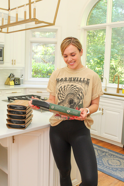 Current faves: Review of BistroMD meals, “Toxic” book, 12th anniversary and life lately